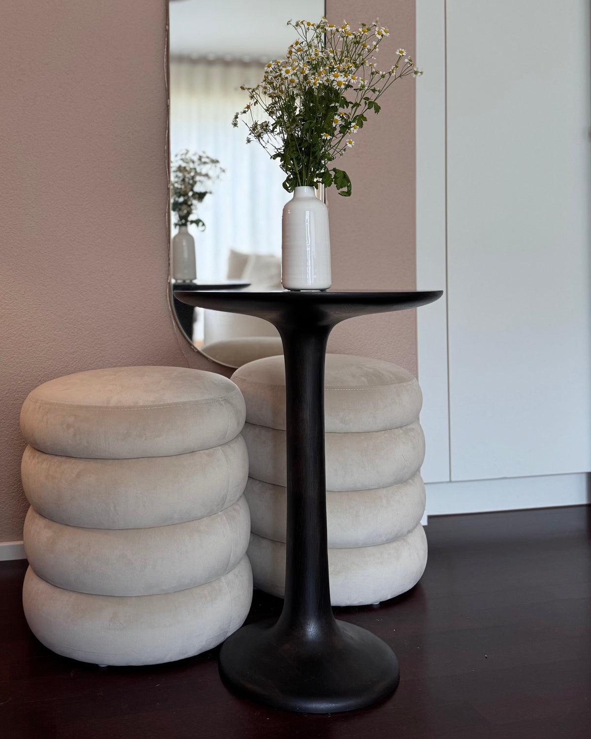 Lianna Side Table in Solid Oak