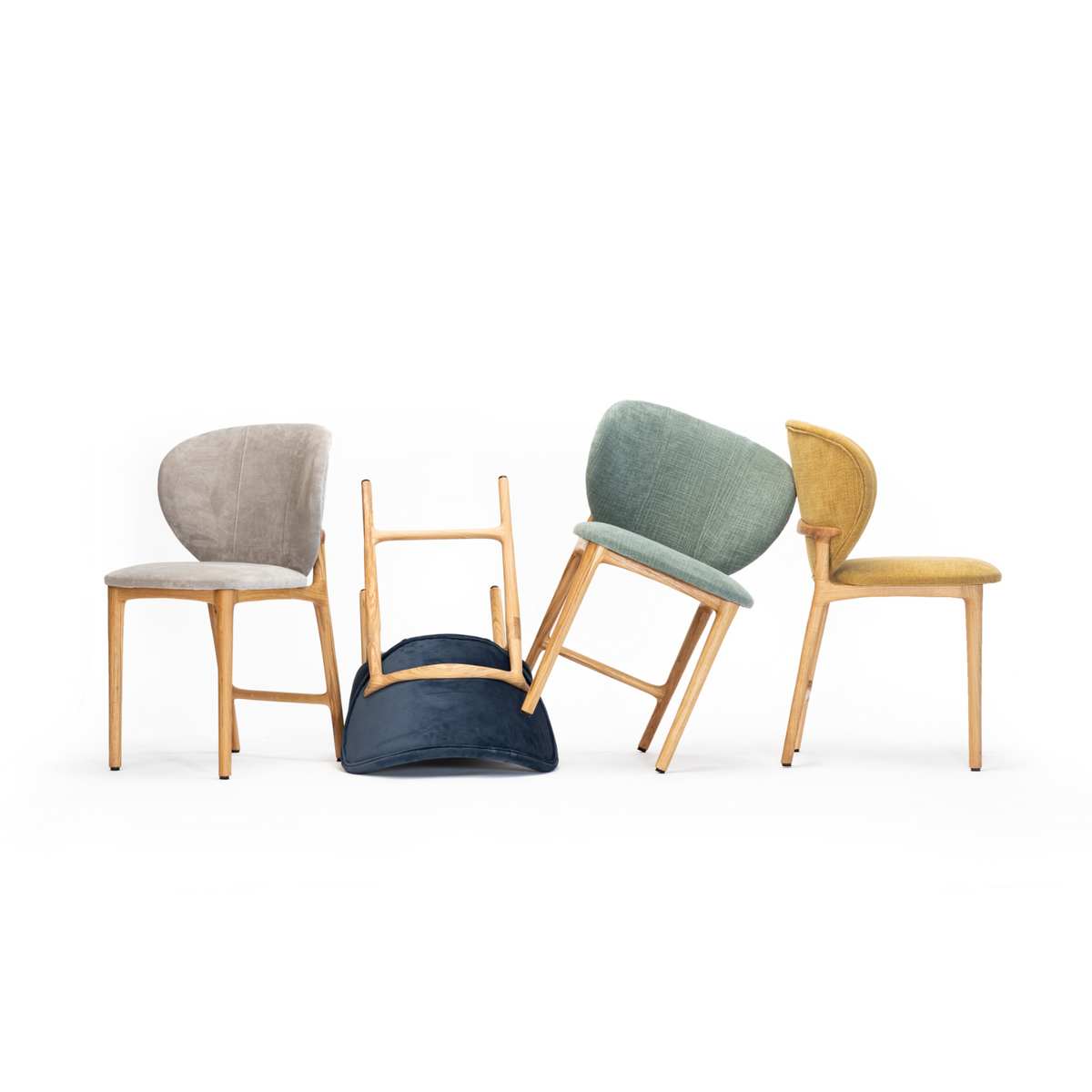 Uetliberg Chair in Solid Oak Wood